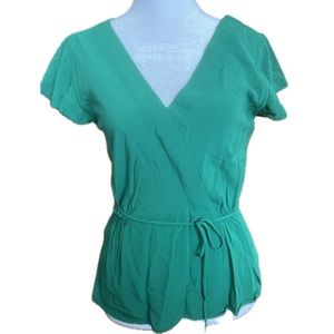 J. By J Crew Size 0 in kelly green faux wrap shirt flutter sleeve